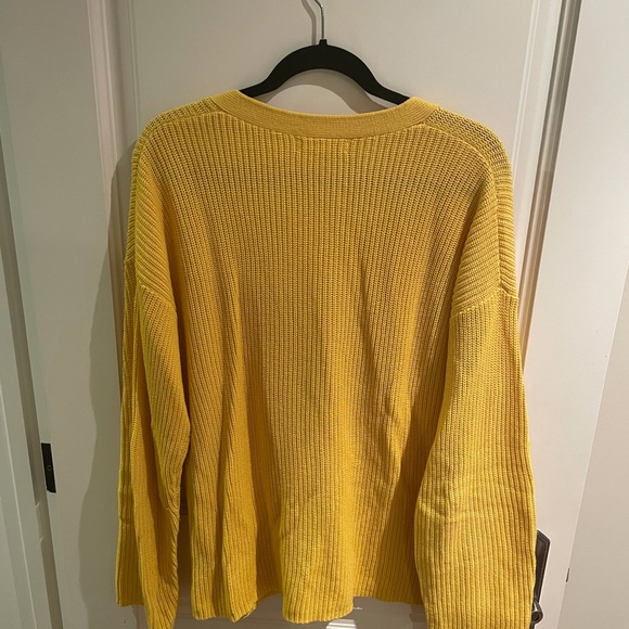 1901 Yellow Cardigan - Picture 4 of 4
